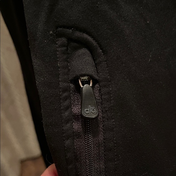ALO Yoga Black Hoodie - Picture 9 of 9
